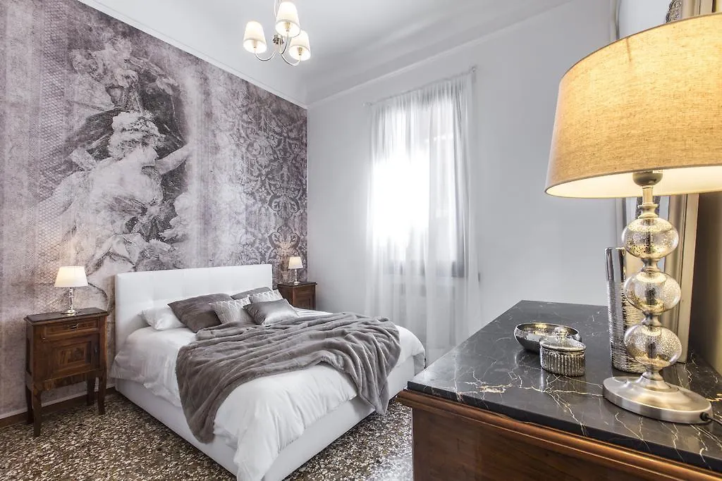 Rialto Design Boutique Apartment R&R Venice 0*,